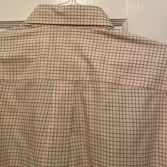 Jos A Bank Cream Button Down Collar Shirt - Large - Picture 5 of 6